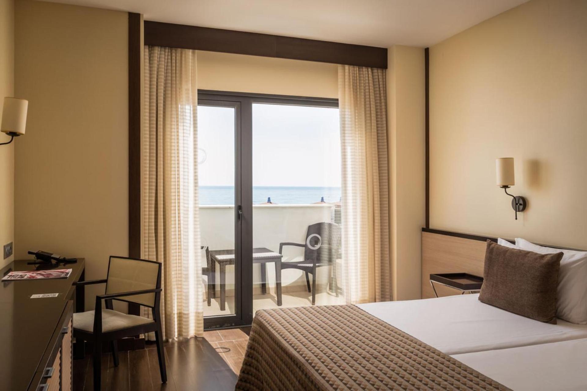 Alegria Palacio - Adults Only